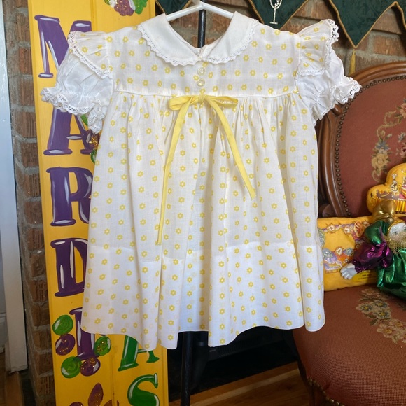 C I Castro Co Vintage Infant Girls Yellow & White  Dress size 9 months - Picture 5 of 12